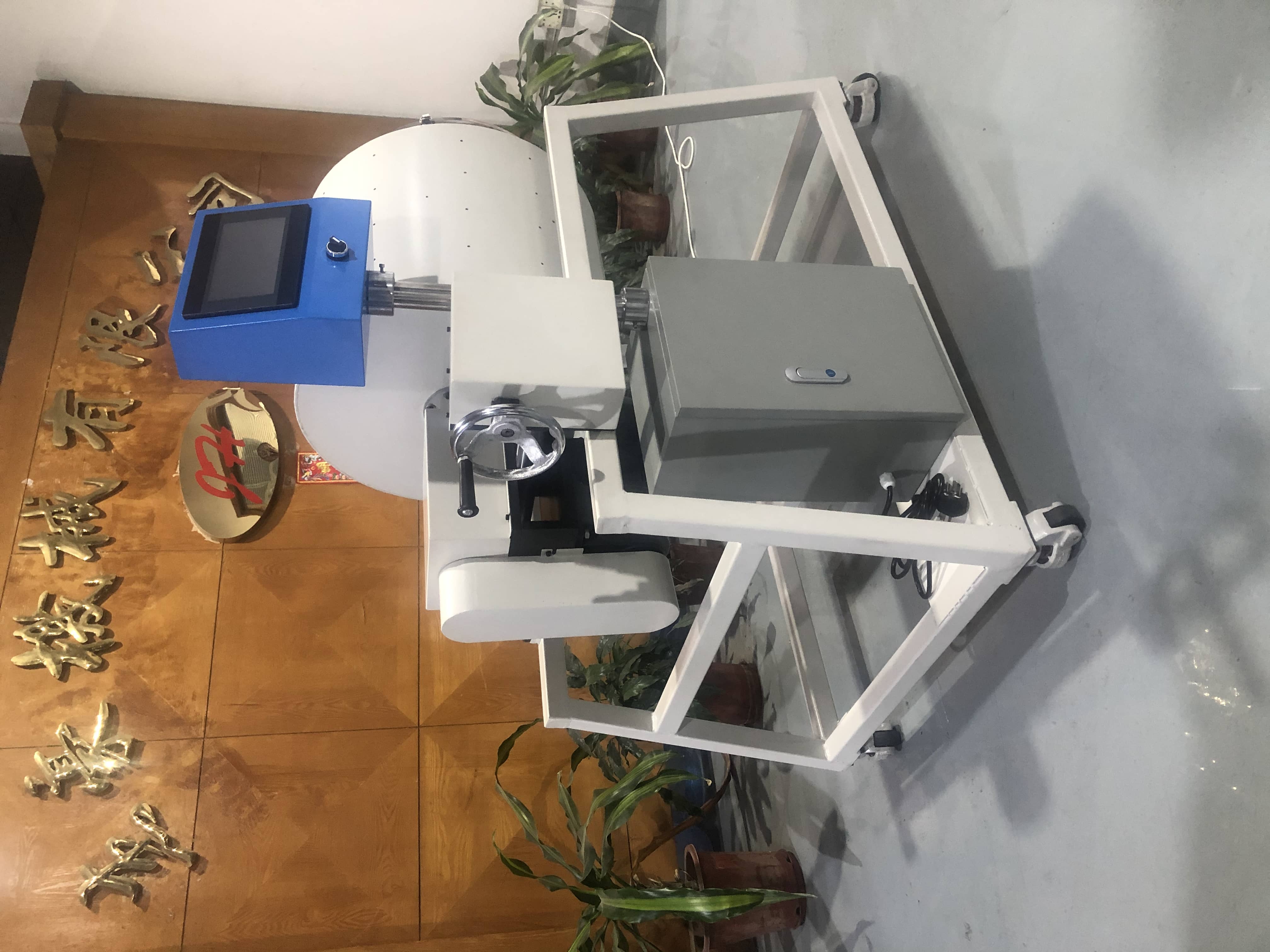 Roller testing equipment