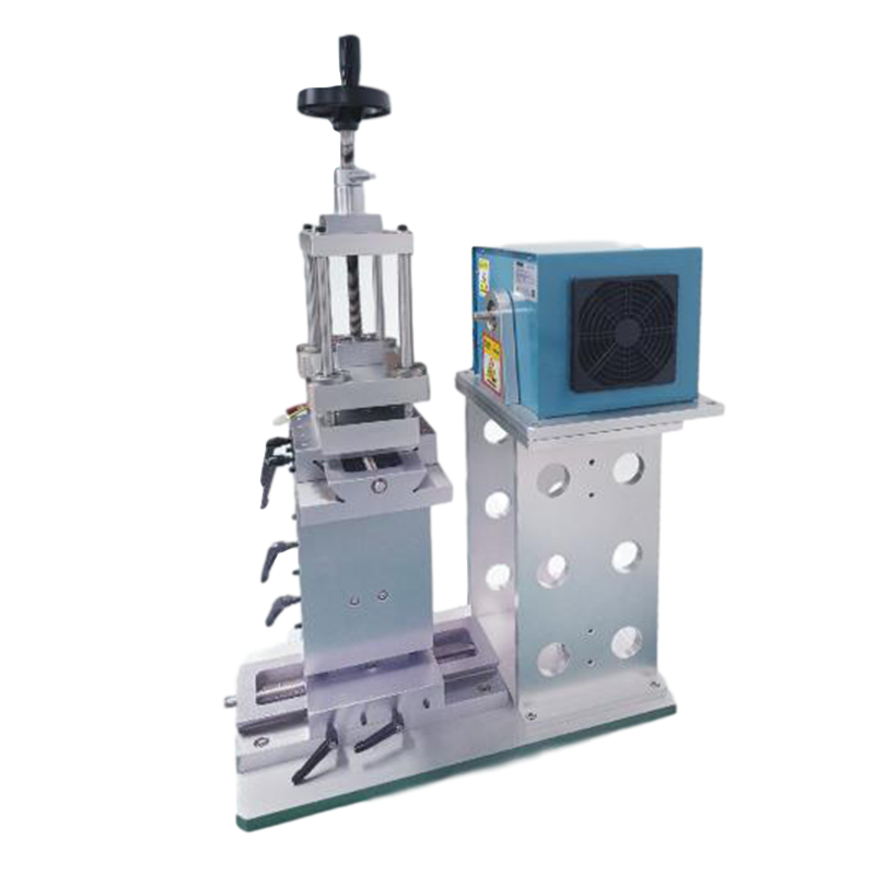 Integrated three-dimensional adjustable testing bench